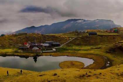 Parashar Lake