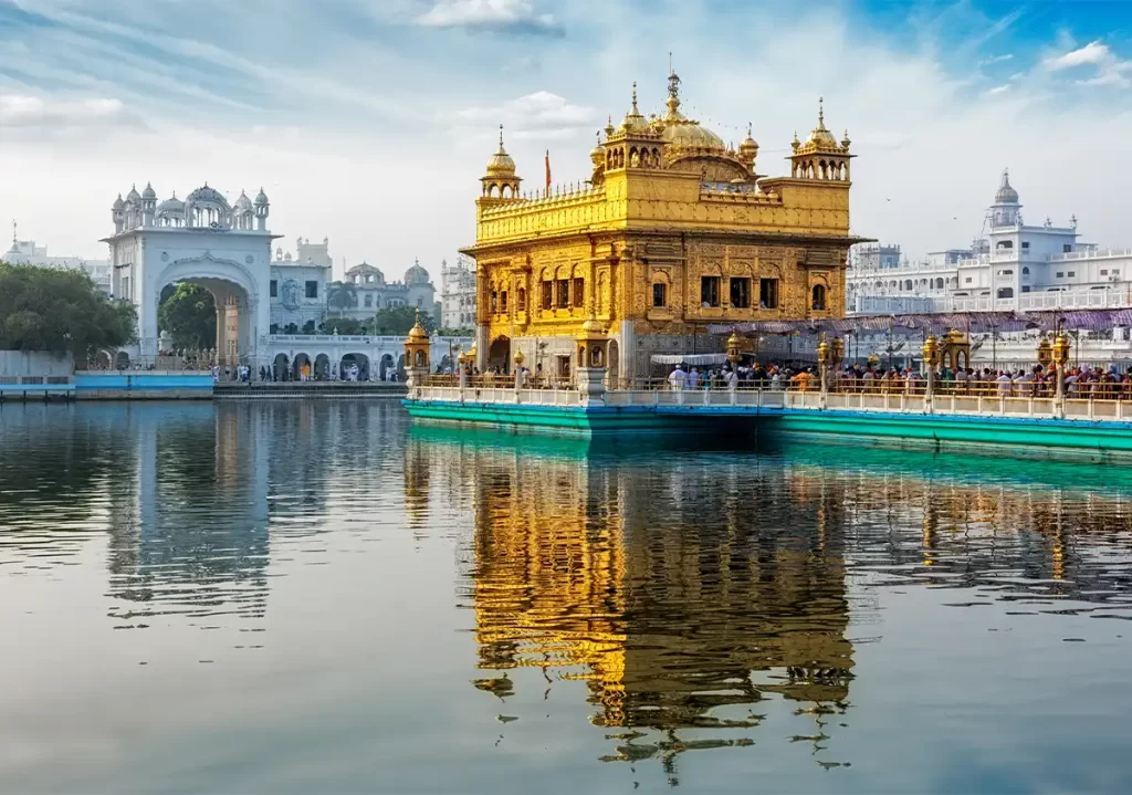 Top 10 Must-Visit Destinations in North India 2025